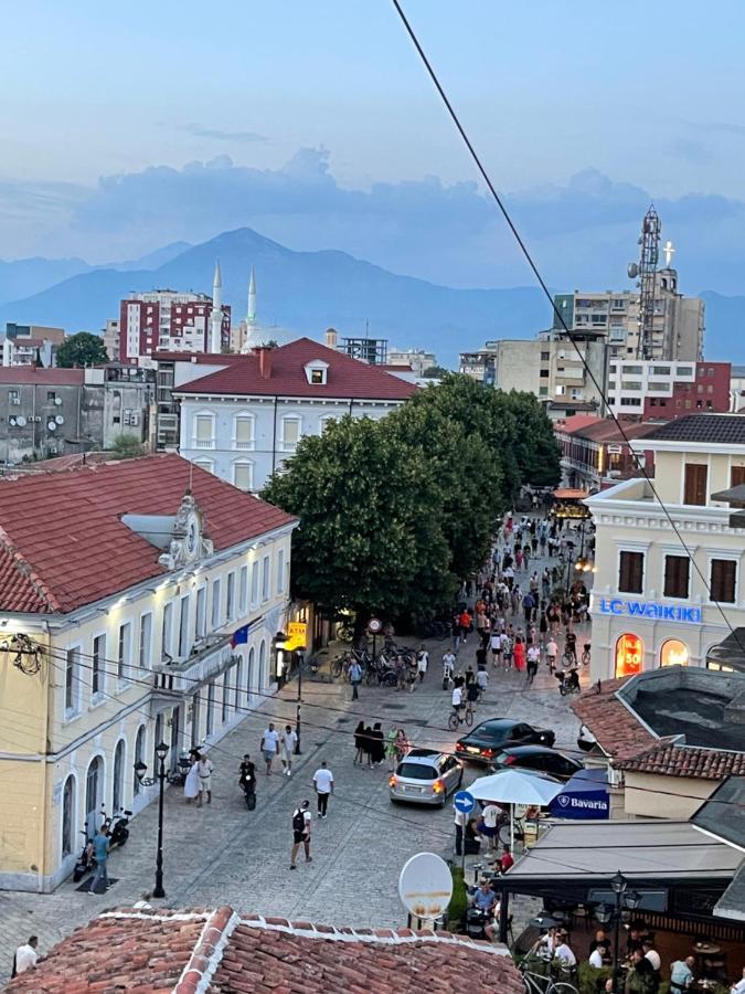 Pedestrian Street Center Apartment Shkodra Kültér fotó